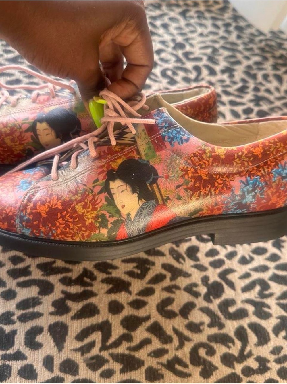 Japanese print oxfords with floral and figure design